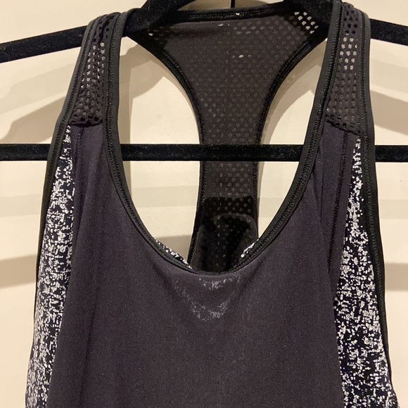 Lululemon Fit Physique Mesh Tank - Picture 8 of 13